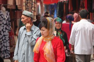 Dia 13 Mujer tayika mercado central de Kashgar